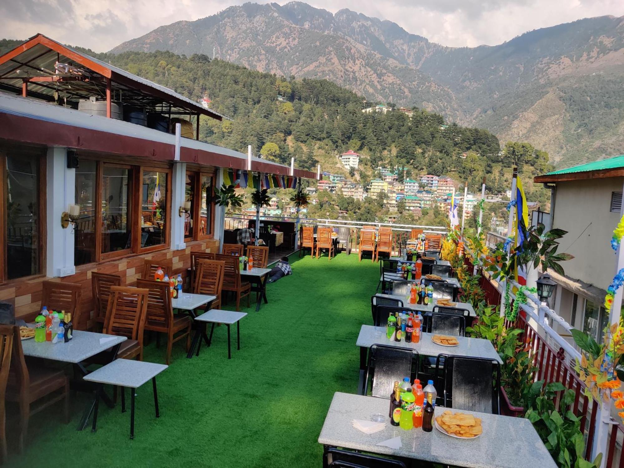 Hotel Akash - Luxury Hotel In Mcleodganj McLeod Ganj Eksteriør billede