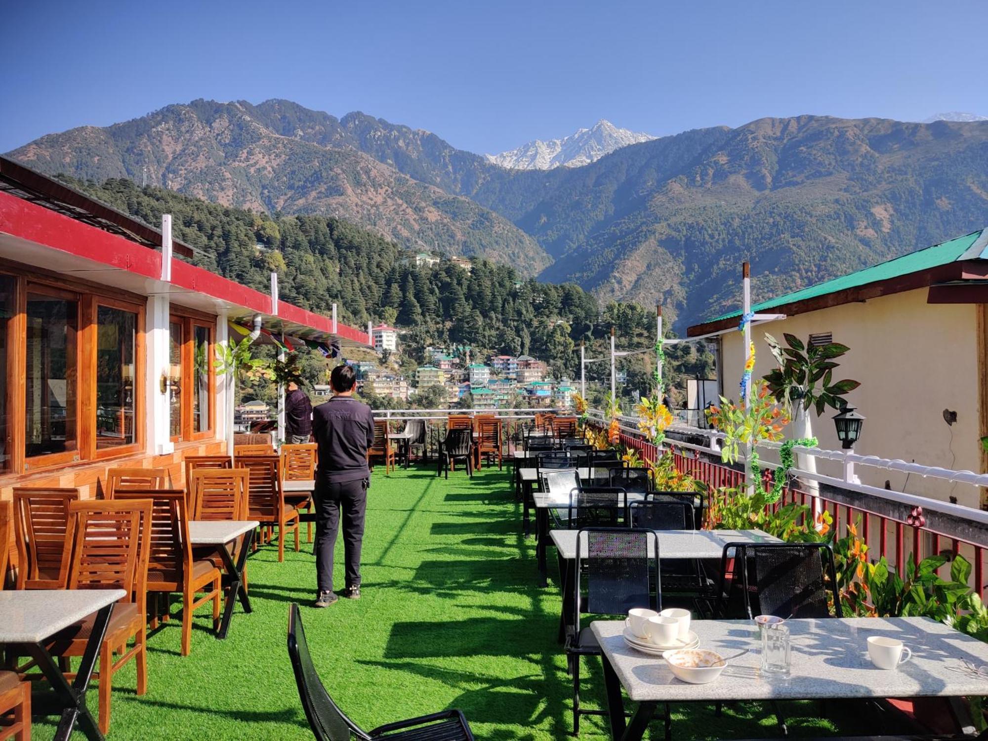 Hotel Akash - Luxury Hotel In Mcleodganj McLeod Ganj Eksteriør billede